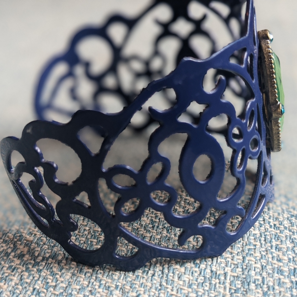 Bracelet - Picture 2 of 3
